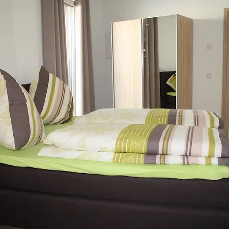 Ferienwohnung Cloud 7 Heinsberg  Zimmer foto